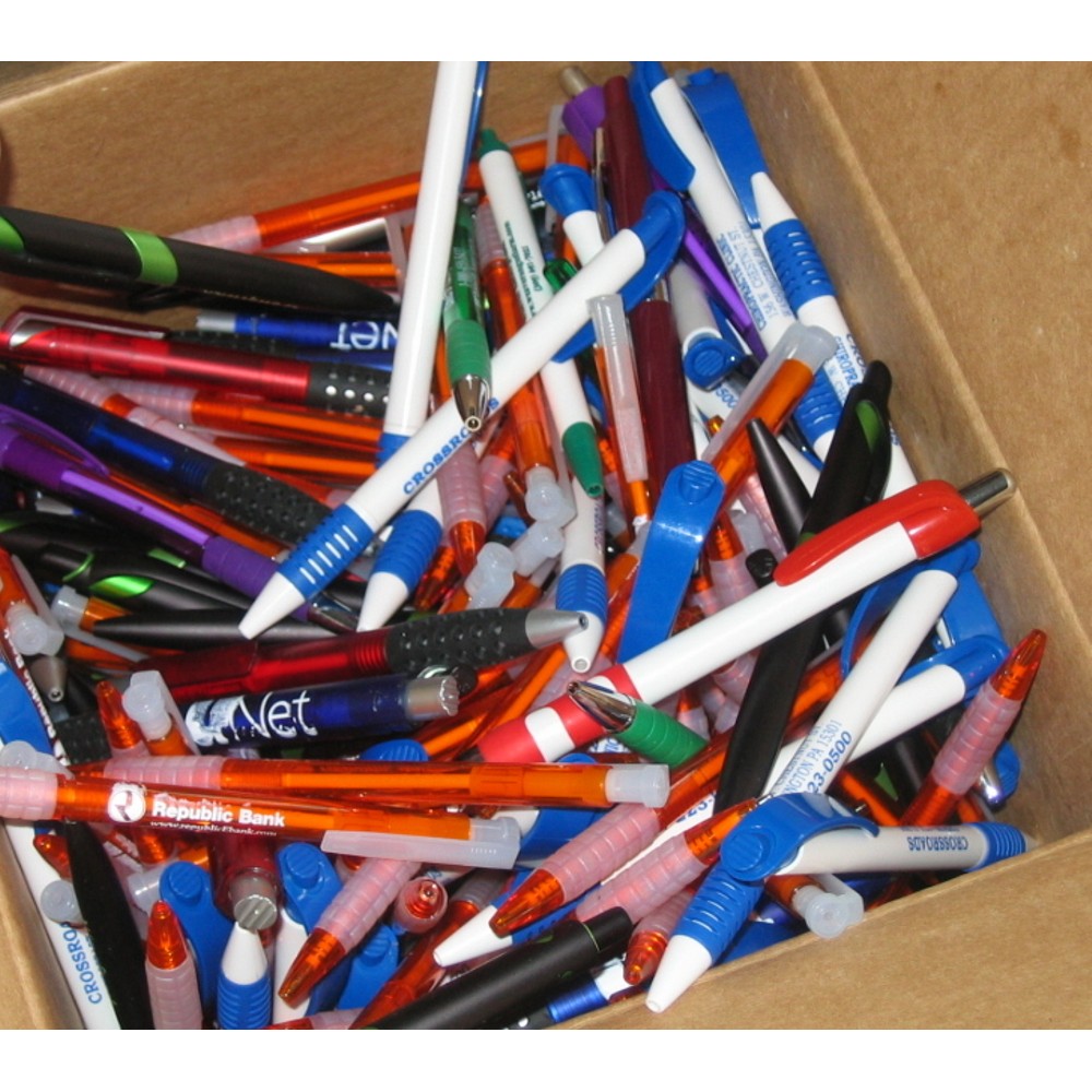 5LB Wholesale Lot of Plastic Retractable Ballpoint Ink Pens Misprint - Office Supplies