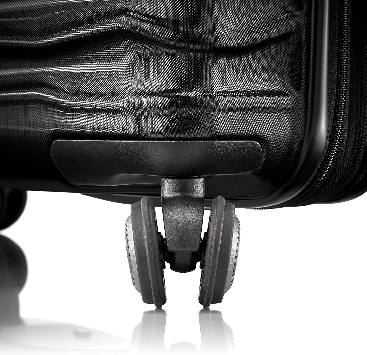 Samsonite Stryde 2 Hardside Expandable with Double Spinner Wheels, Medium Glider, Stealth Black