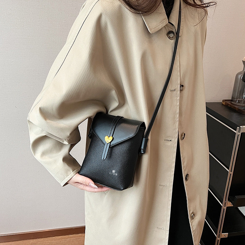Vintage Fashion Heart Crossbody Shoulder Purse